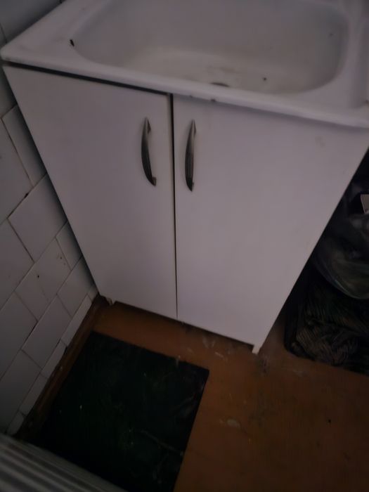 Продам шкаф для раковины и раковину