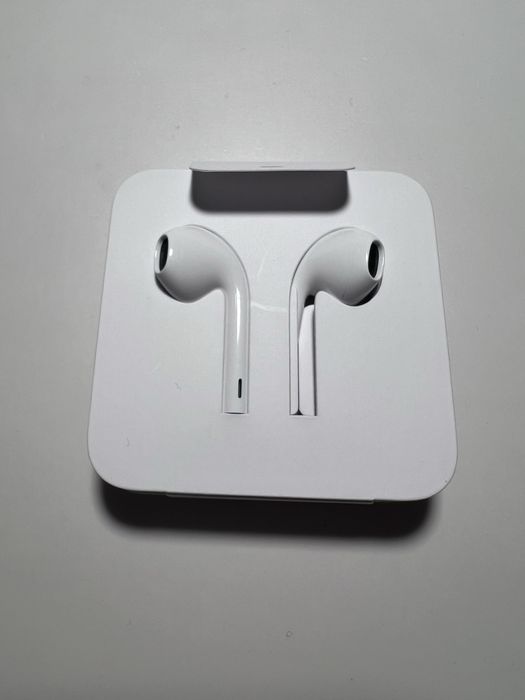 Слушалки на Apple