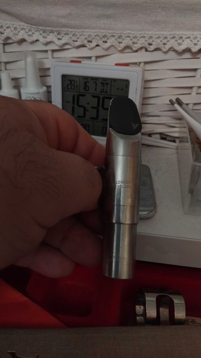 Продавам монщук Берг Ласен 102 sms  изключително запазен