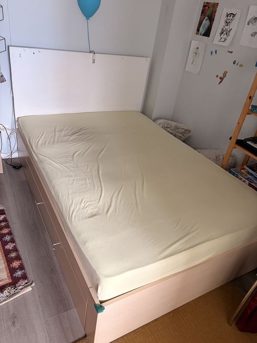 Pat cu setar 140 x 200 si saltea