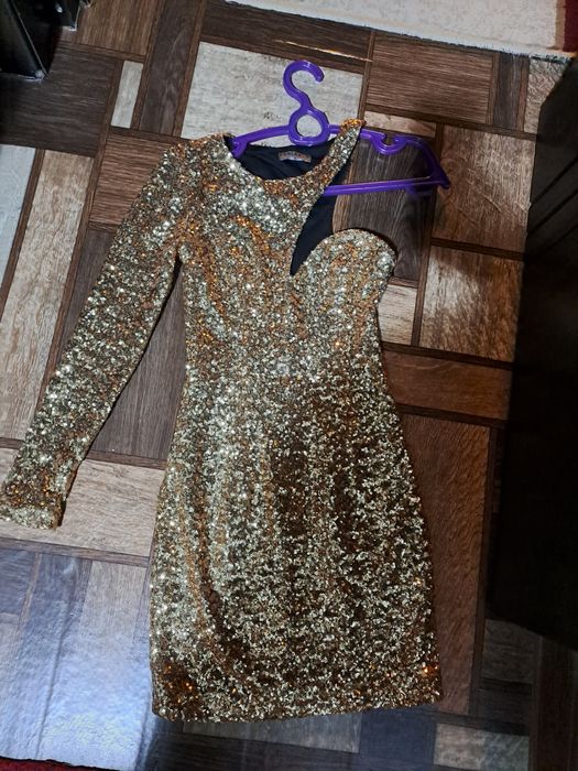 Продаются платья