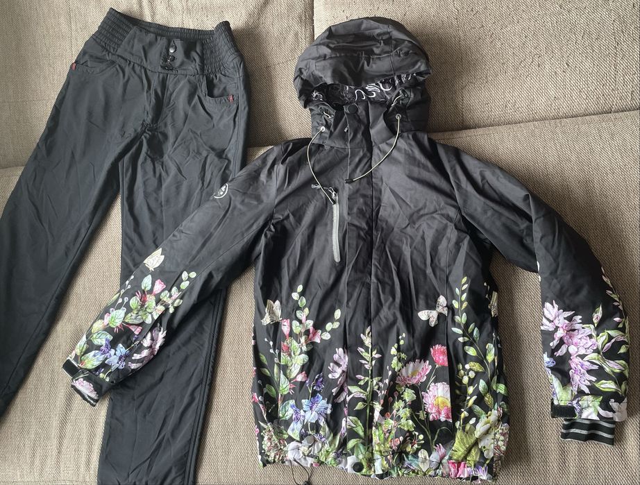 Горнолыжный костюм