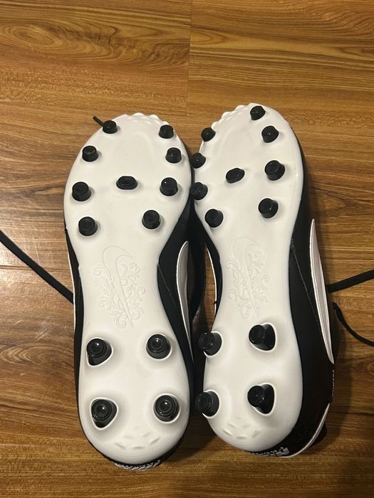 Ghete de fotbal nike