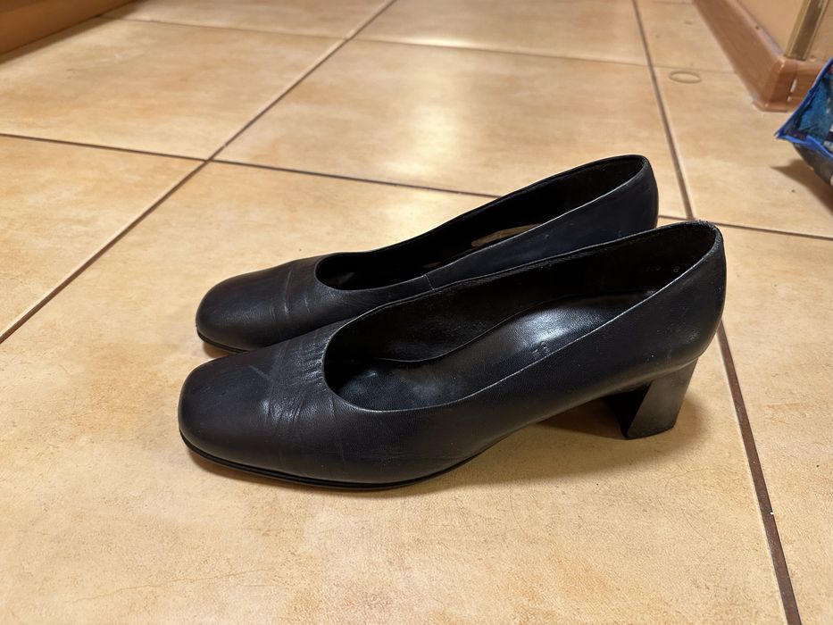 Обувки на ток