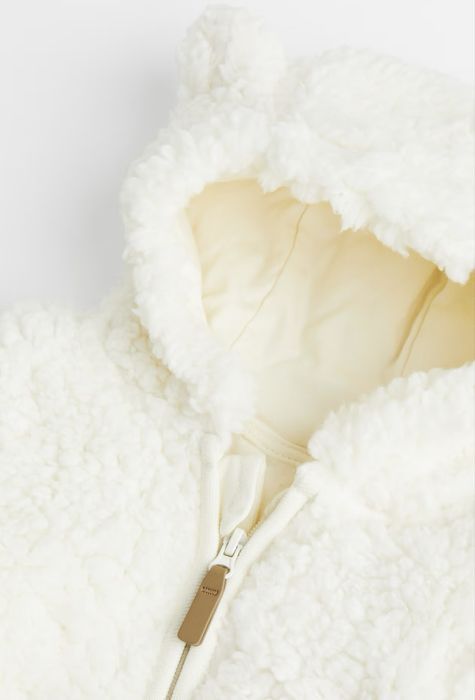 Бебешки мъхест гащеризон HM