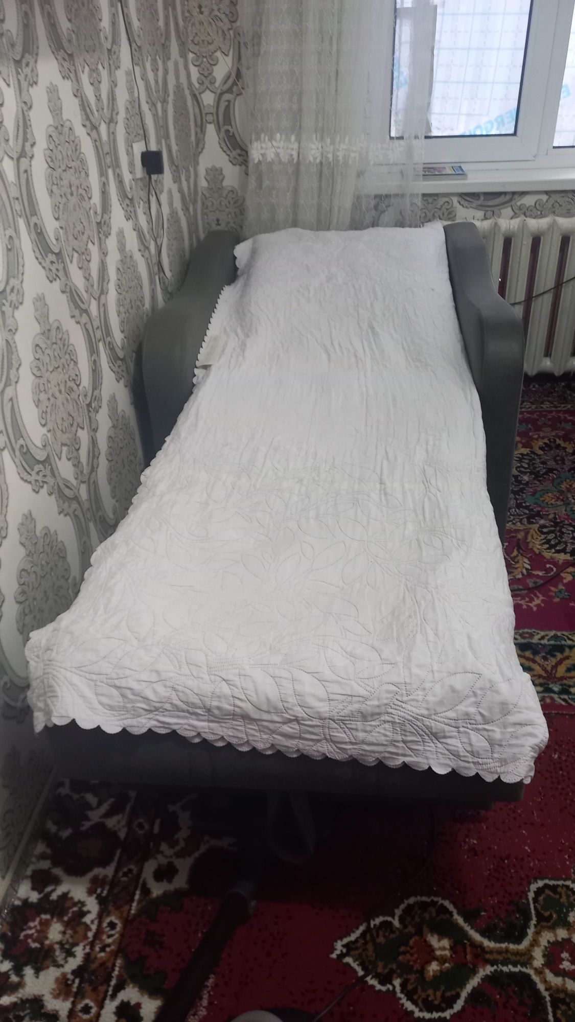 Раскладной диван кресло срочно продам