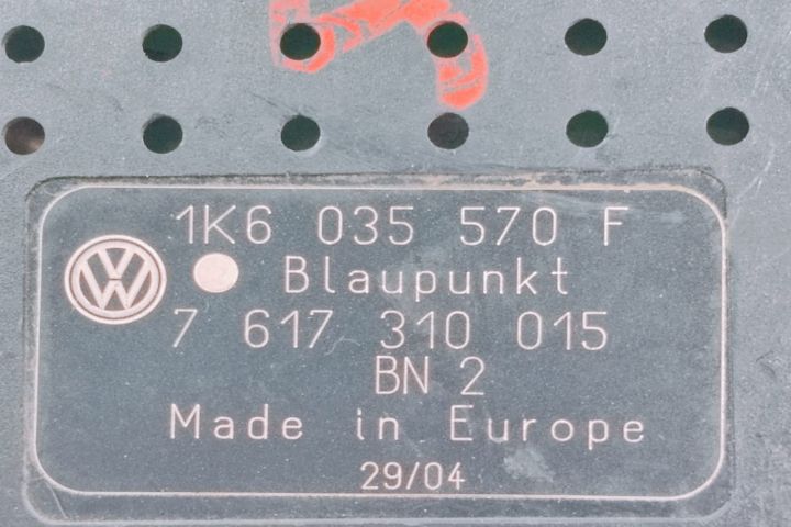 Amplificator Antena 1K6035570F Volkswagen VW Golf a 5-a generatie