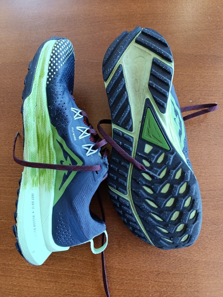 Маратонки nike 42.5 - 27 см