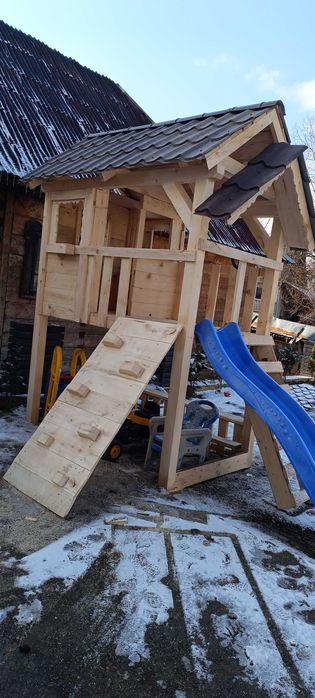 Căsuța de joaca pentru copii.