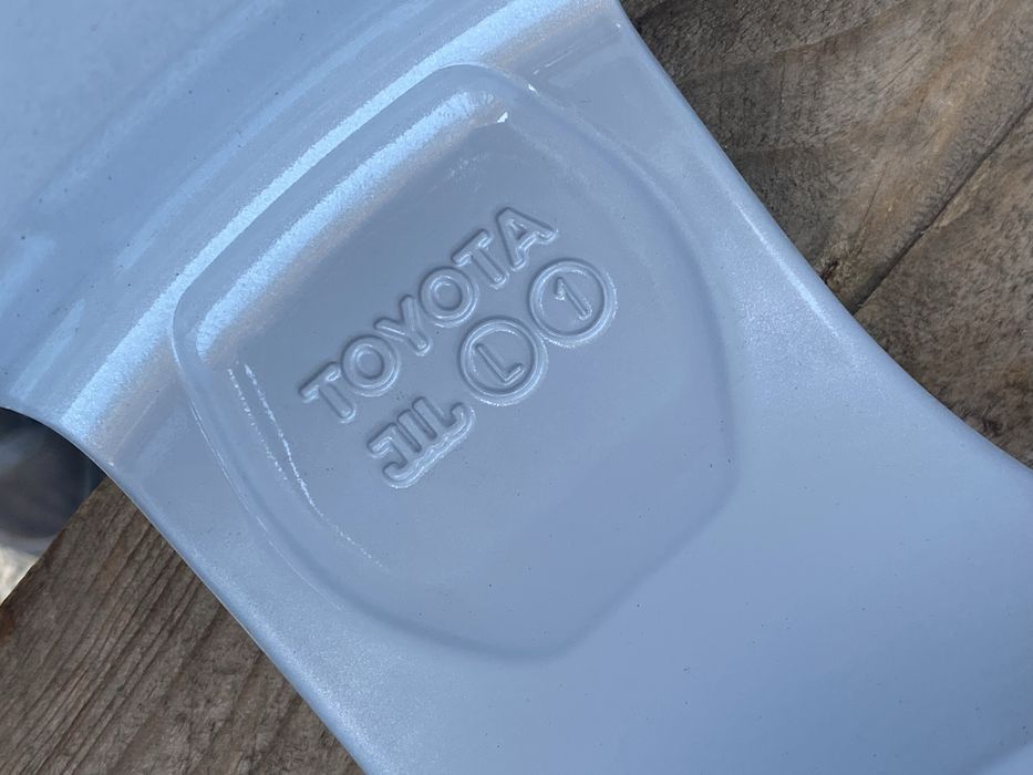16 цола 5 х 114.3 мм Тойота Корола , Авенсис , Аурис , Аллион , Toyota