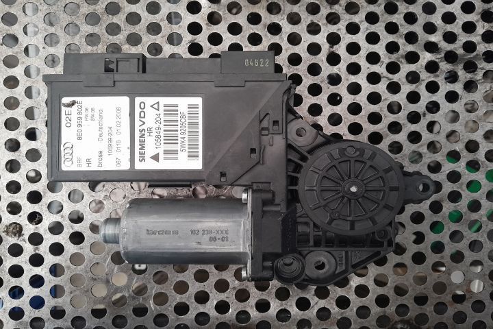 Motoras macara geam spate dreapta 0130821766 Audi A4 B7 [2004 - 2008]