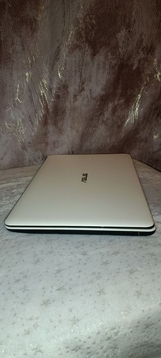 Leptopu asus F751S