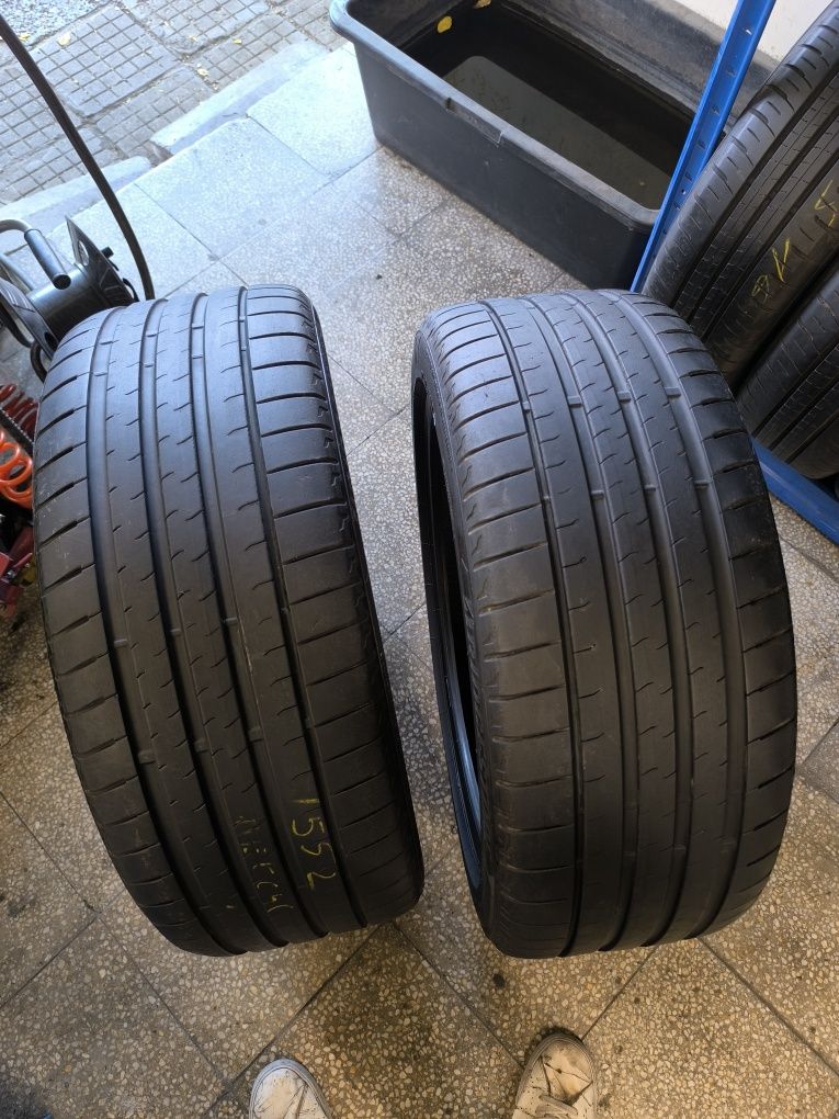 245 45 20 Bridgestone Летни 2бр.