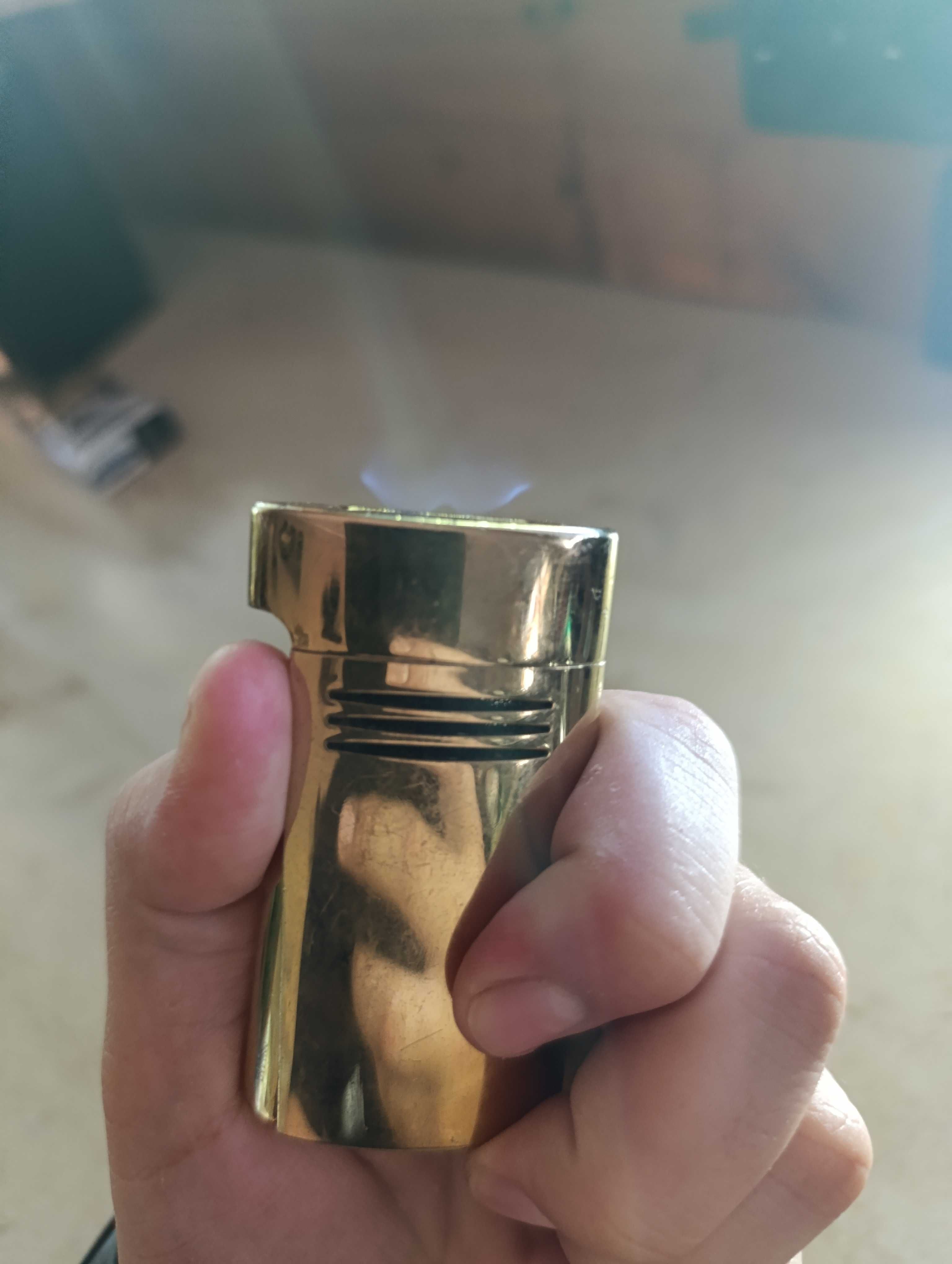 Запалка S.T. Dupont