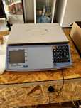 Cantar Aclas cu acumulator si incarcaror