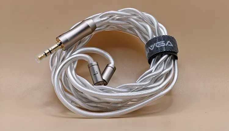 Нови- неотваряни SIVGA Que тип iem