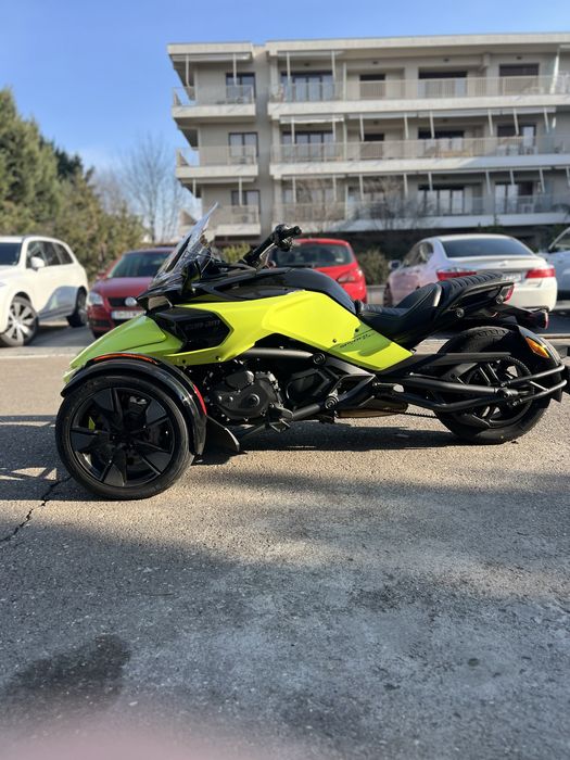 Can-Am Spyder F3-S Special Series Manta