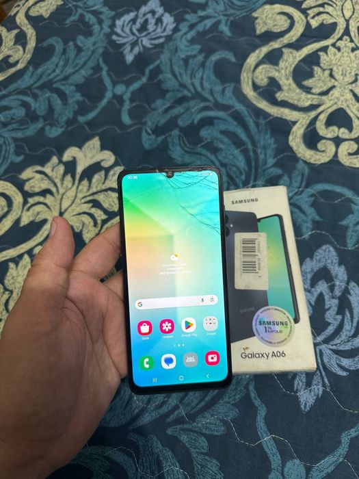Samsung Galaxy A06 8/128GB Black 2025 Karobka Holati Yaxshi хороший
