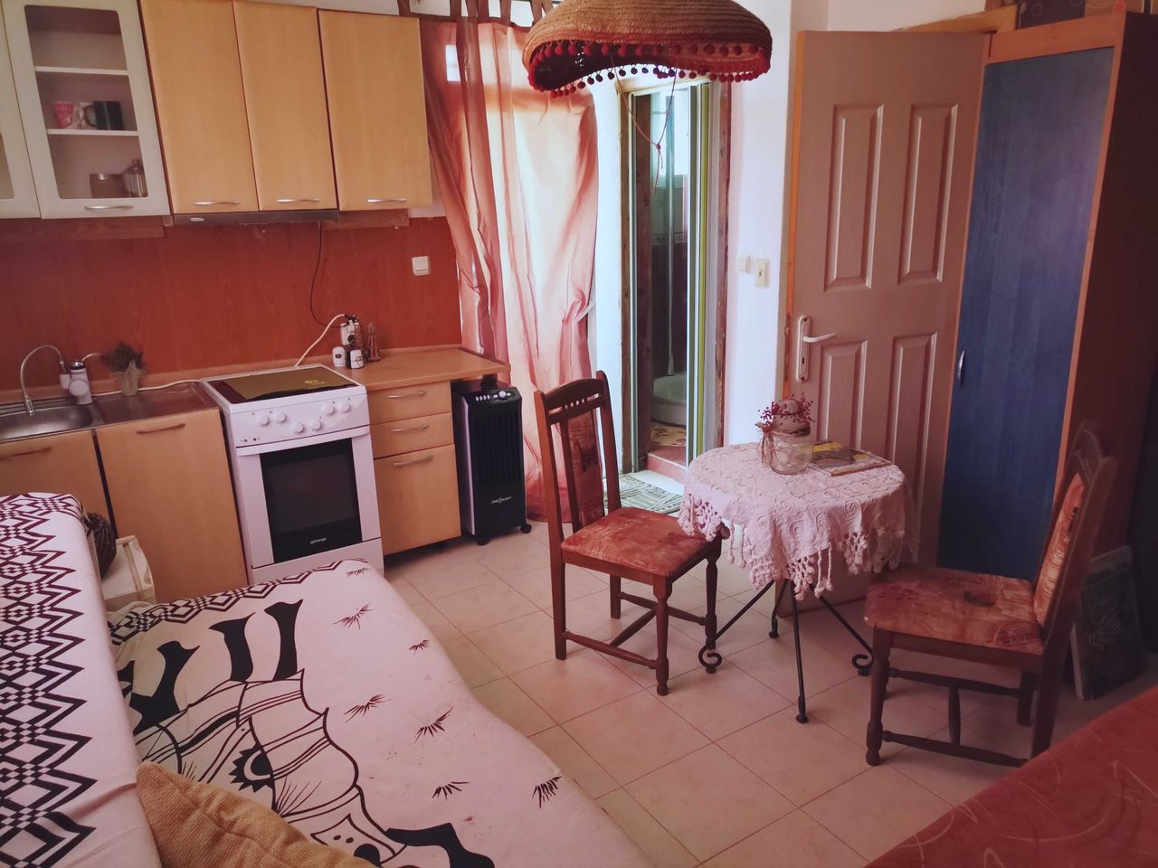 Дава се под наем Къща в Созопол - 320 кв.м за 1275 € - Снимка #6