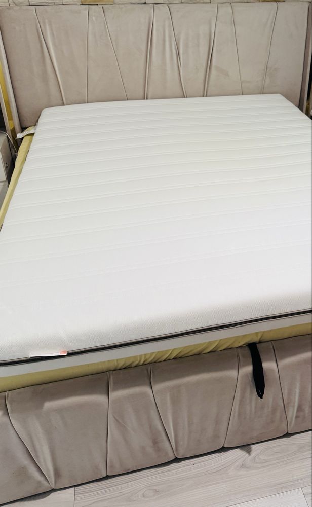 Saltea Ikea 160x200