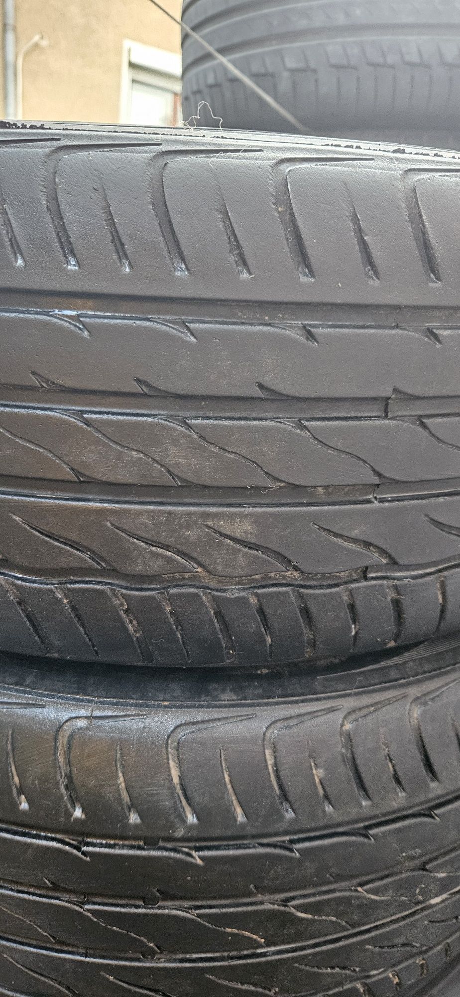 225/50/17 delmax performpro  dot 1123 2броя летни гуми