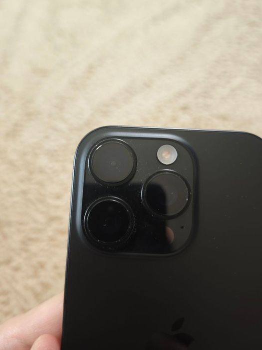 iPhone 16 pro 128 black