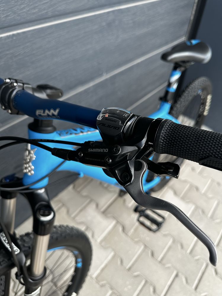 Велосипед Voodoo Hoodoo 27.5” 3x9 M/L