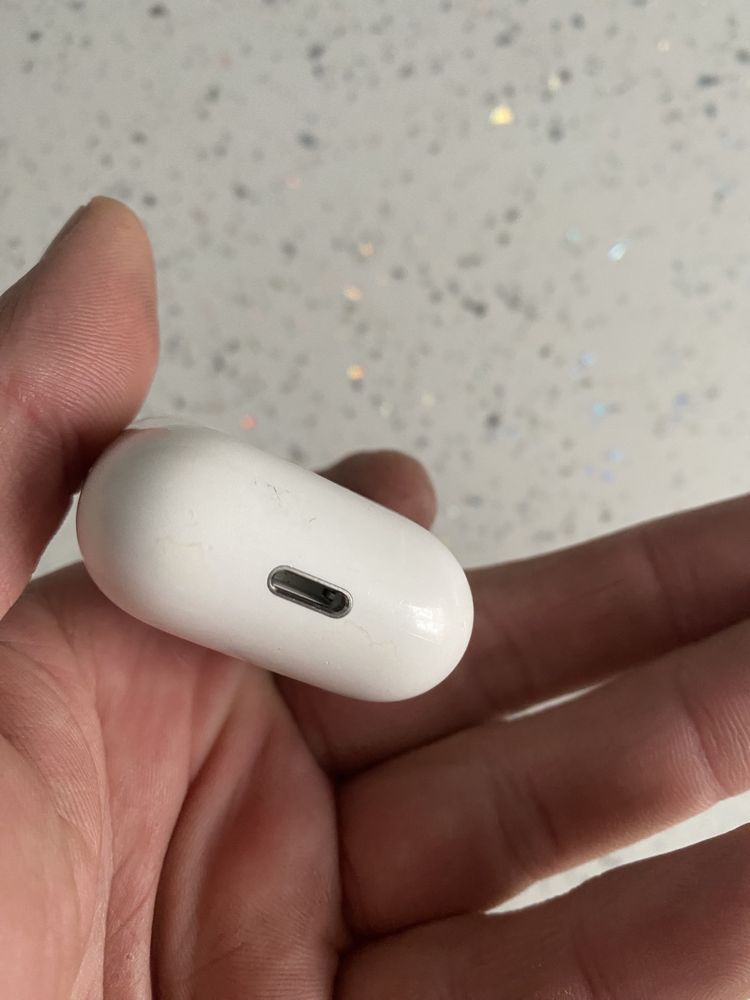 dock apple airpods