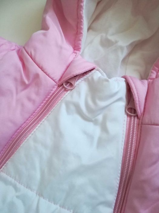 Бебешки космонавт Жорал “Розов”