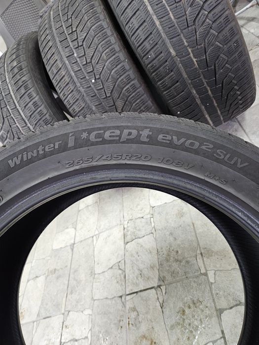 265/45R20 Hankook
