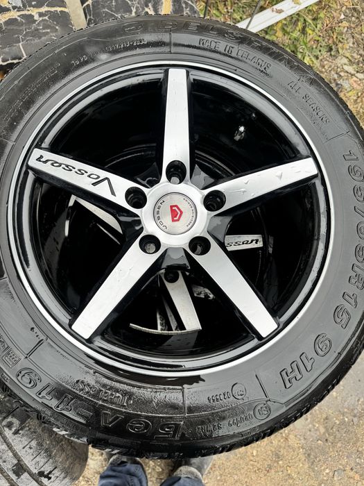 Продам комплект колес