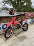 Продава се Honda CRF 250 R