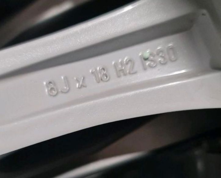 Оригинални джанти 18 цола с гуми зимни за Bmw G30 G31