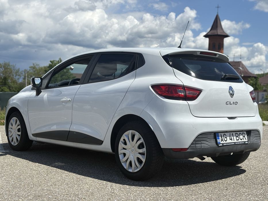 Renault Clio 2014, motor 1.2 benzină, stare bună, dotări moderne
