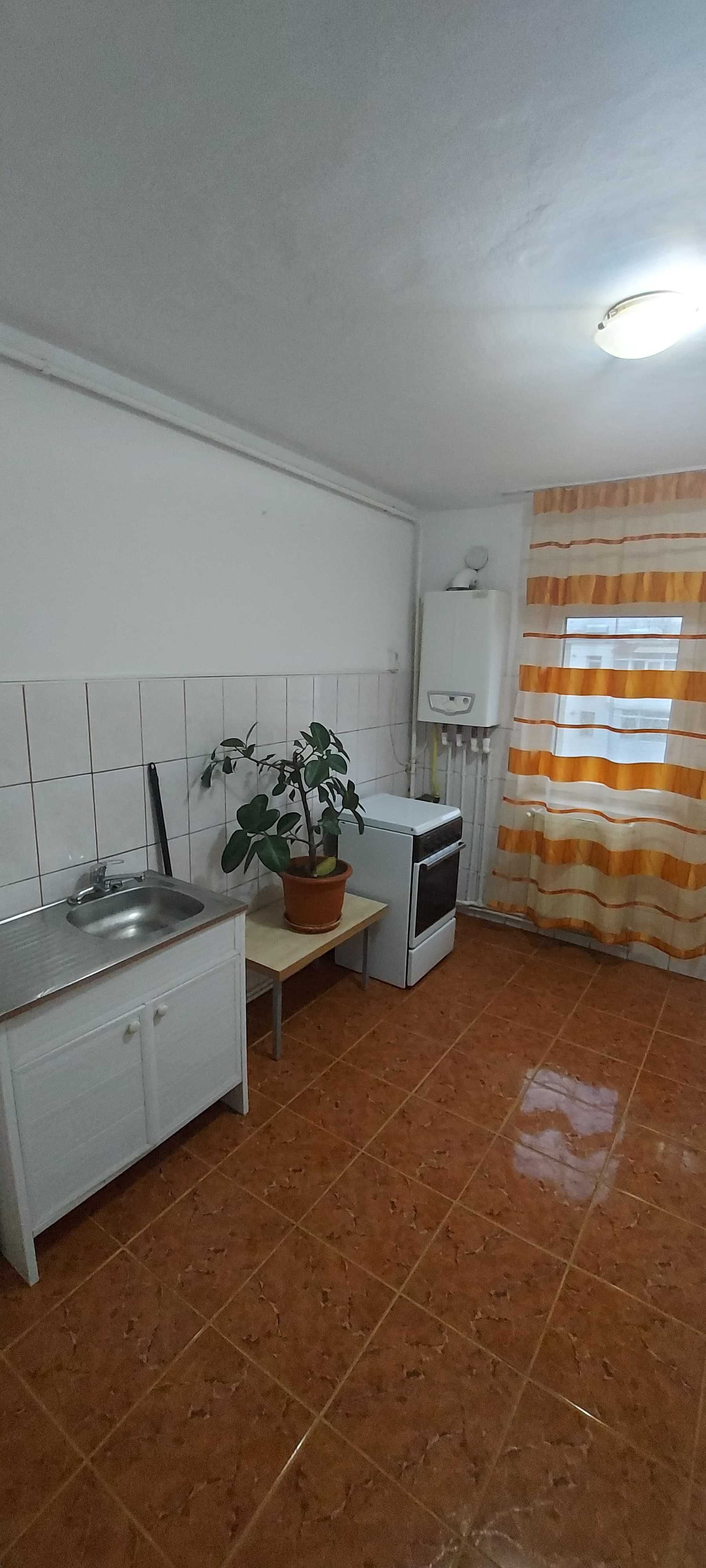 Apartament 2 camere Micro XIV ( 14 ) PROPRIETAR, PRET NEGOCIABIL