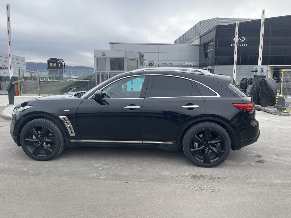 Infiniti Fx30S 3.0V6 238hp 600nm