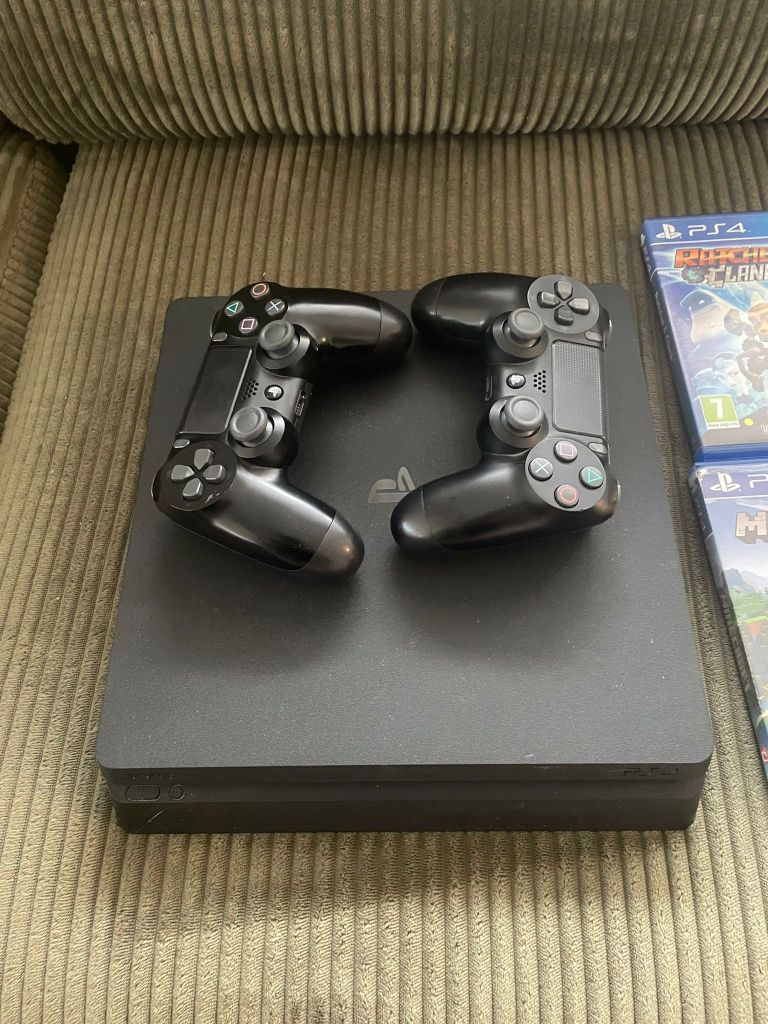 Vand PS 4 slim 1TB