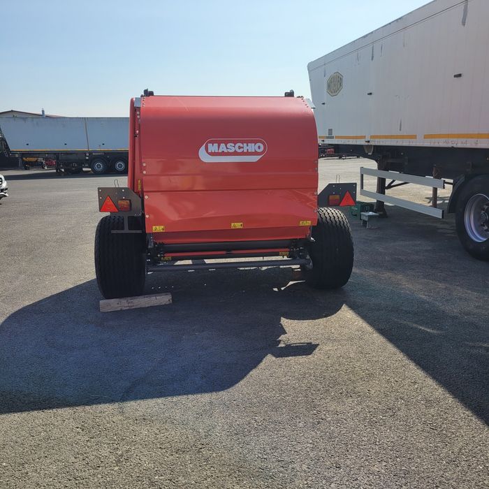 Presă baloti rotunzi Maschio Entry 120