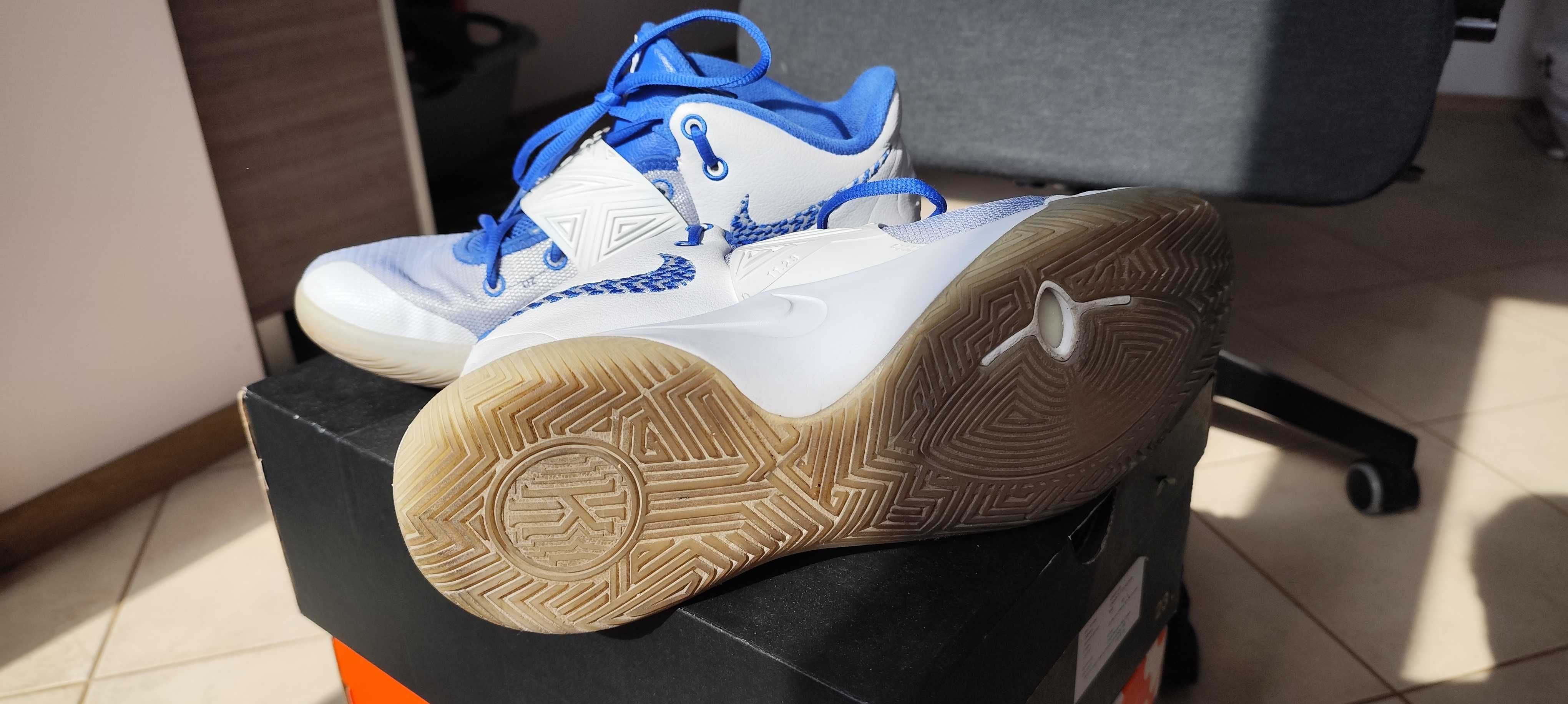 Nike Kyrie Flytrap 3 White Varsity Royal