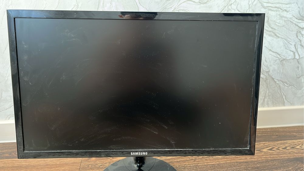 Монитор Samsung
