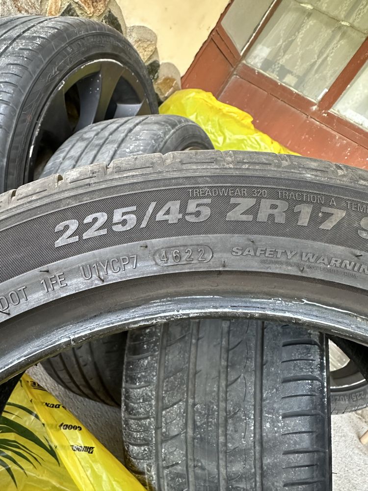 Летни гуми KUMHO ECSTA PS71 225/45 R17