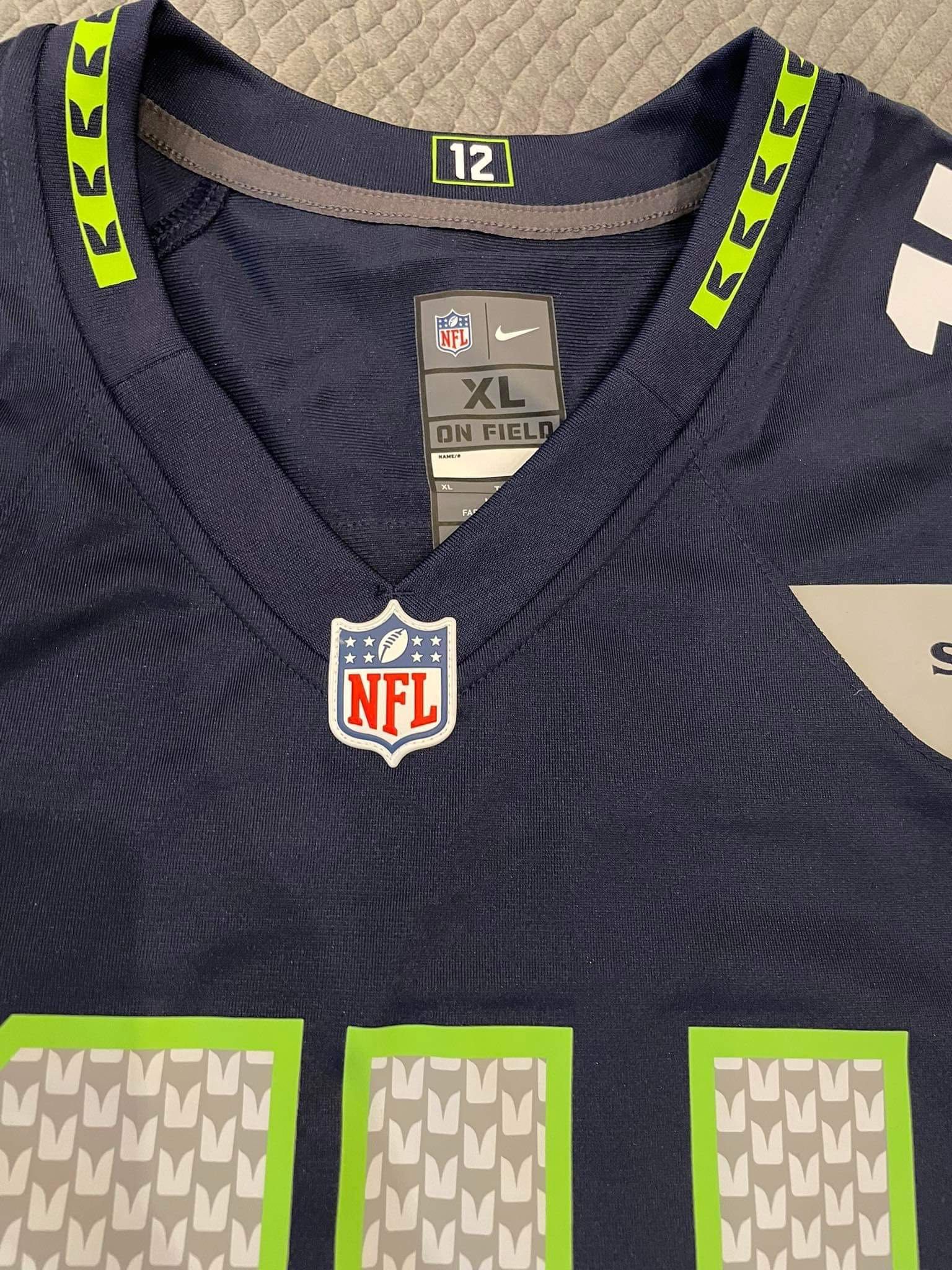 Nike NFL Seattle Seahawks Metcalf #14 Team Jersey