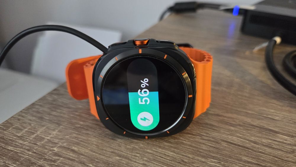 Vând Samsung Galaxy Watch Ultra (fără LTE)