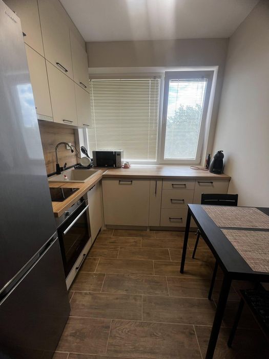 Дава се под наем Двустаен апартамент в Варна, Кайсиева градина - 62 кв.м за 450 € - Снимка #2