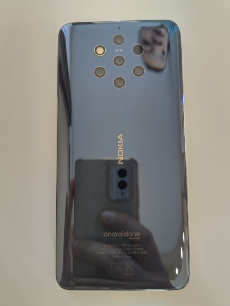 Nokia 9 PureView 5.99 инча 128GB НОВ 6RAM, Оригинален 128GB с 5 камери