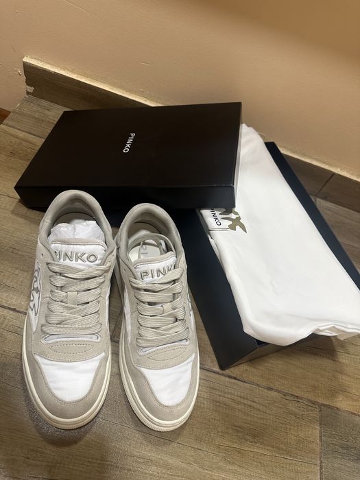 Дамски кецове Pinko