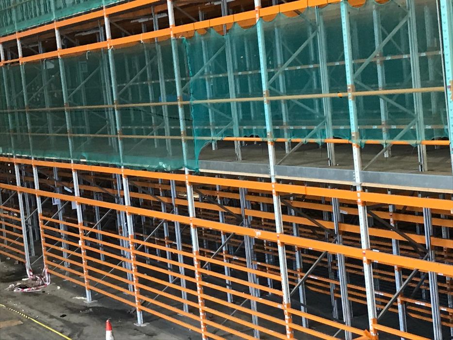 Rafturi metalice apex sh