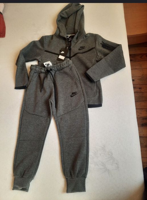 Детски анцунг nike