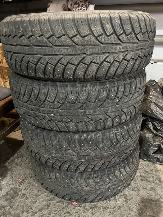Шины зимние шипованные