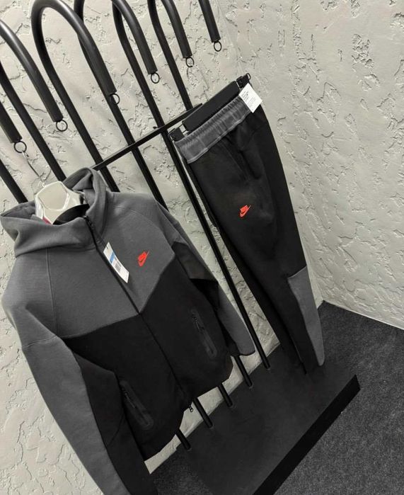 Nike Tech Fleece Мъжки Екипи - Премиум - Колекция 2025/26